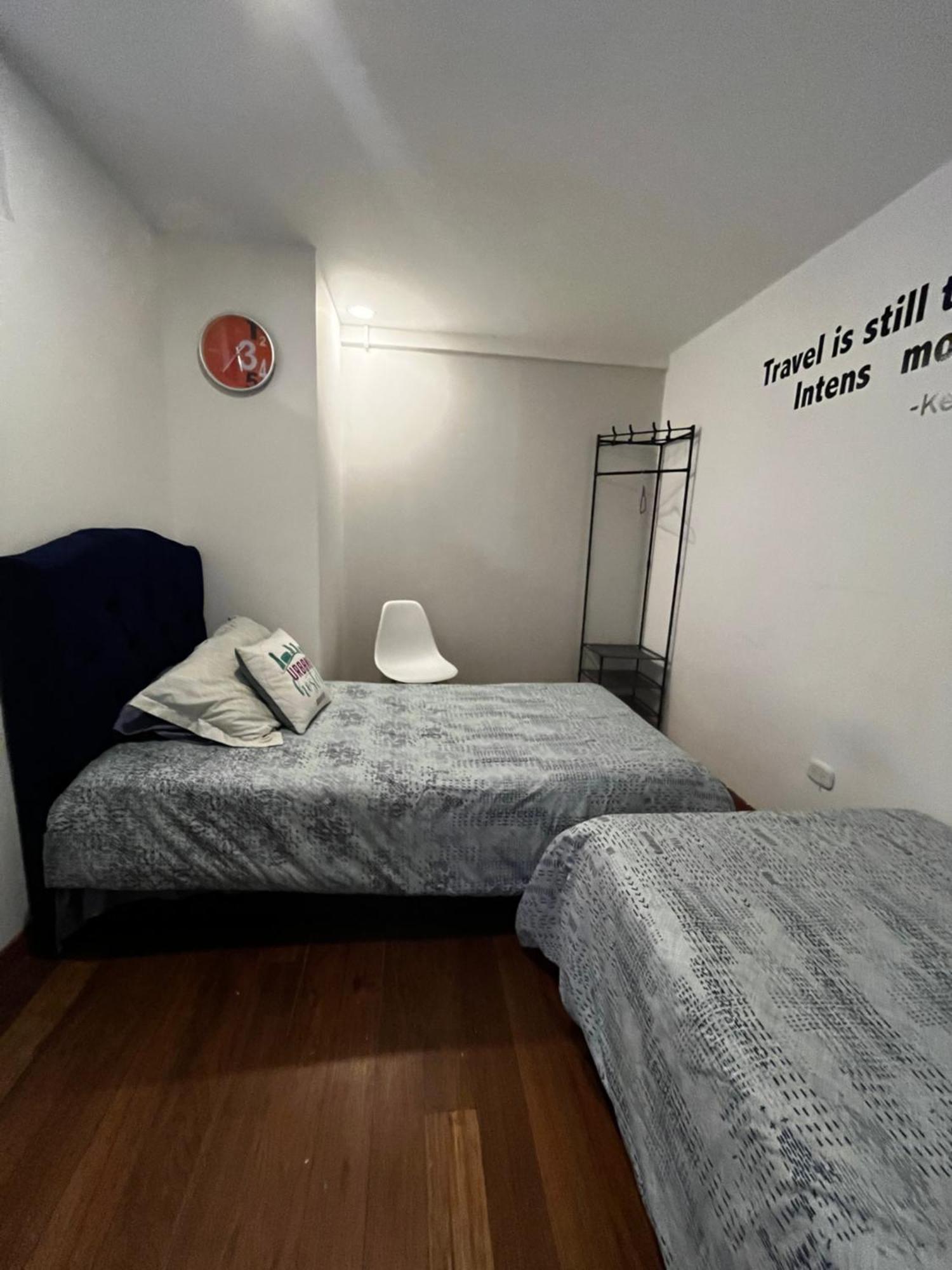 Urbana Hostel Bogotá Habitación foto